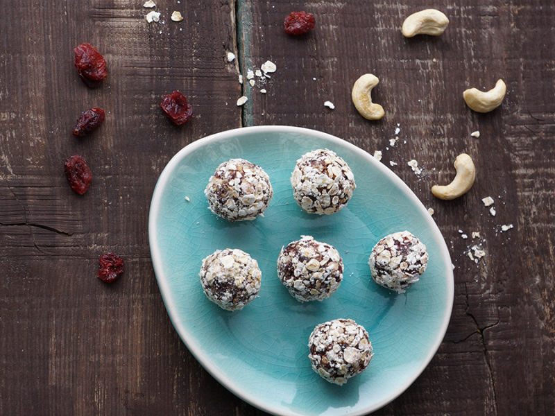 acai-superfruit-energy-balls